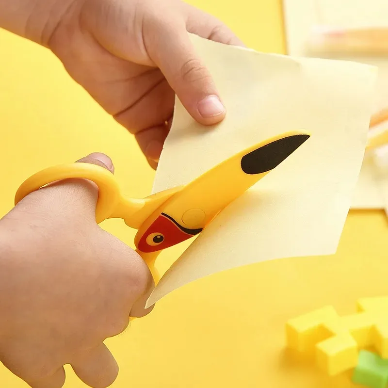 Plastikowe nożyczki dla dzieci – Art Craft Using Paper recenzja i cena